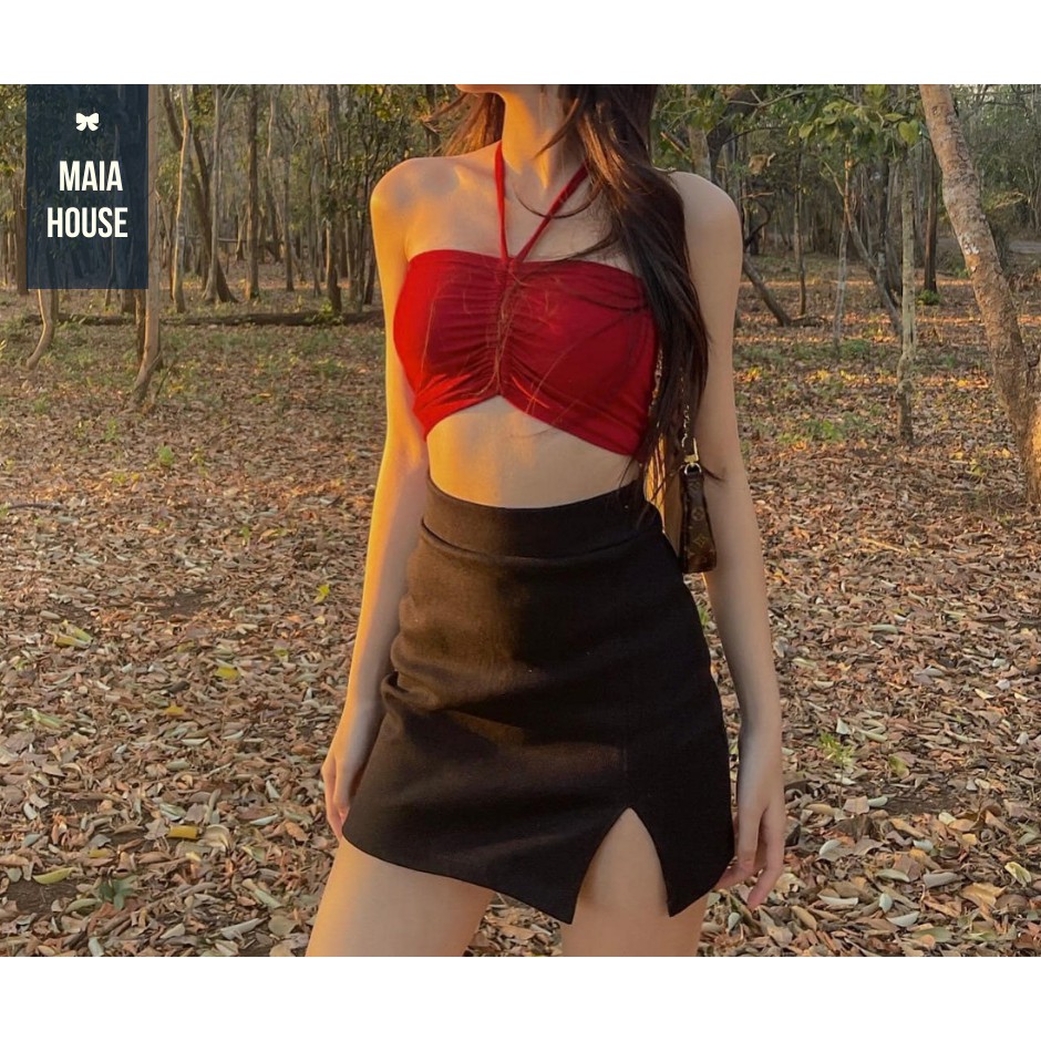 Áo croptop yếm nhún ngực chất thun lụa dày dặn, mịn màng. | BigBuy360 - bigbuy360.vn