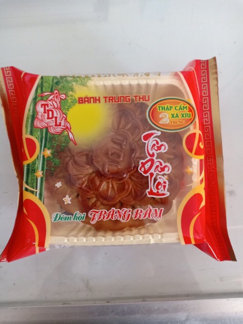 [Mã 208FMCGSALE giảm 0.08 đơn 500k] [SG grab giao liền ] Bánh trung thu thập cẩm xá xíu và gà quay 2 trứng muối 200gram