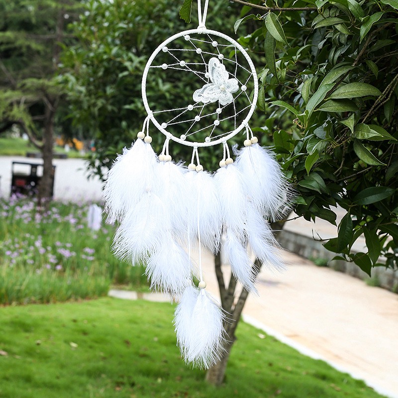 (CÓ ĐÈN) Dreamcatcher đính lông vũ trang trí có hình bướm