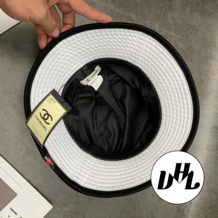 Mũ Bucket Kaki Phối Đen Trắng Thêu Logo CC Thời Trang Unisex Nam Nữ