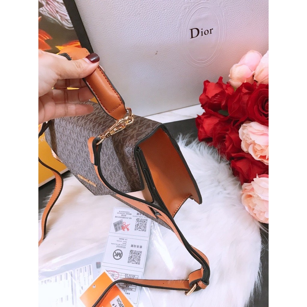 Túi xách công sở MK nắp bì thư siêu sang