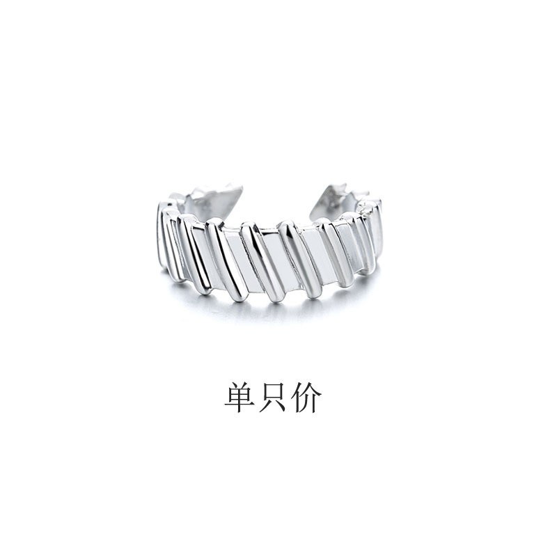 (053) Bộ Ba Kẹp Vành Tai Cá Tính Dạng Mắt Xích Đính Đá Xoắn Vòng Hình Tròn Hàn Quốc