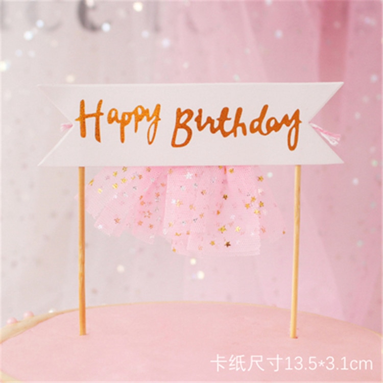 Que HPBD váy hồng