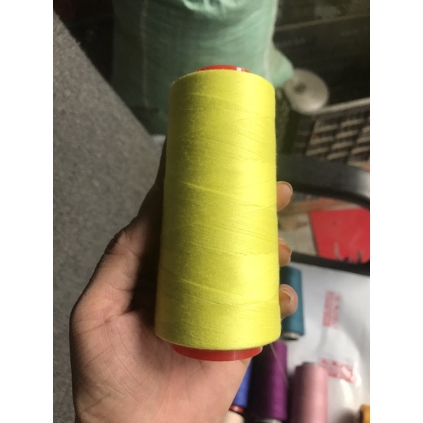 Set 5 cuộn chỉ may mỗi cuộn dài 2500m ( Set cố định không đổi màu )