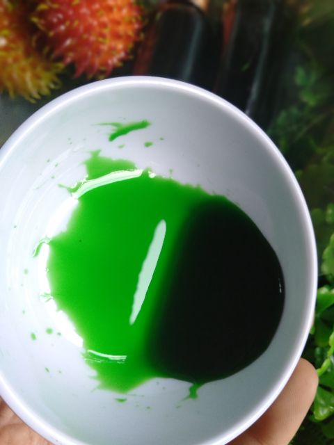 HƯƠNG LÁ DỨA CÓ MÀU XANH