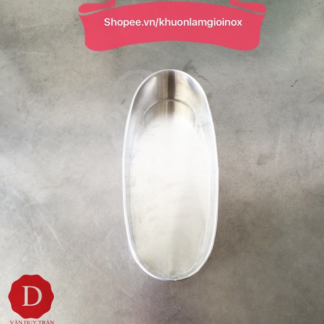 Khuôn oval size 20 cm