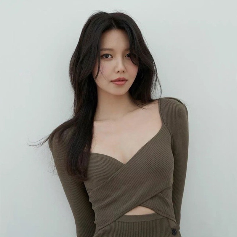 Đầm body thun tay dài cut out koreastyle