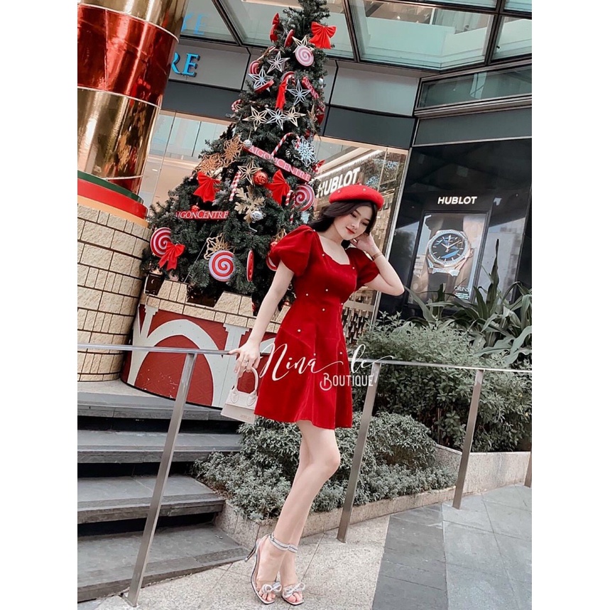 Đầm đỏ đính cườm tay phồng thời trang