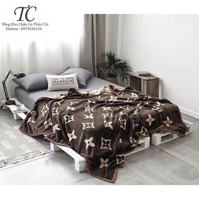 Chăn Tuyết Nhung Thương Hiệu Siêu Sang Chảnh- Khổ Rộng 2m x 2m3- Kèm Túi Xách