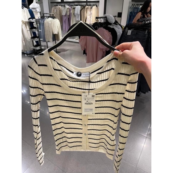 CÓ SẴN -ÁO LEN CADIGAN ZARA AUTH ĐEN / KẺ S M
