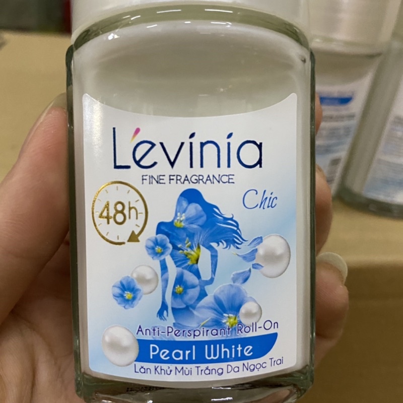 Lăn khử mùi L'evinia Chic trắng da ngọc trai lọ 50g