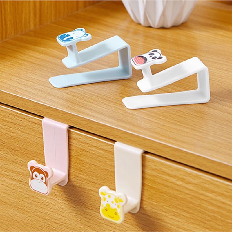 Móc Treo Đồ Gắn Phía Sau Cửa Tủ Tháo Gỡ Được Không Cần Khoan