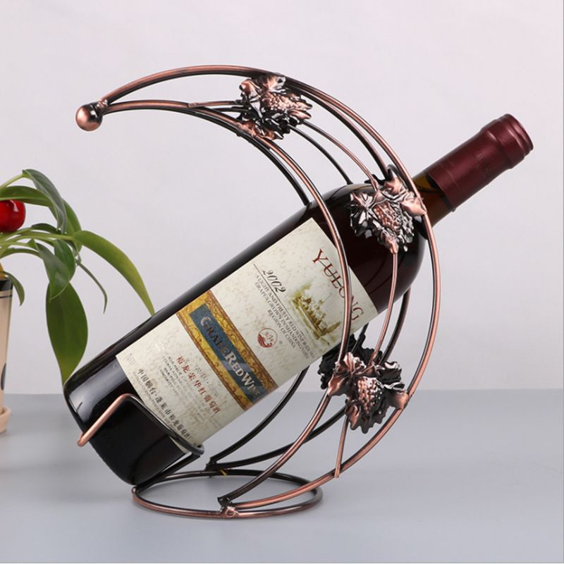 Giá đỡ chai Rượu vang hình nửa vầng trăng trưng bày độc đáo
