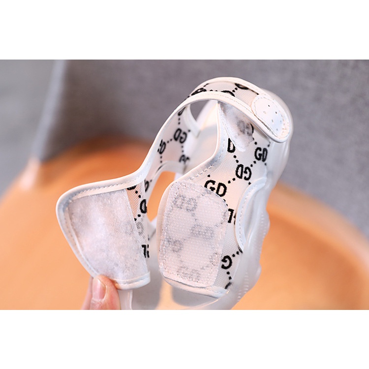 Dép sandal tập đi cho bé chống vấp 2 quai dán GD từ 0-3 tuổi chống trượt [DTD08]
