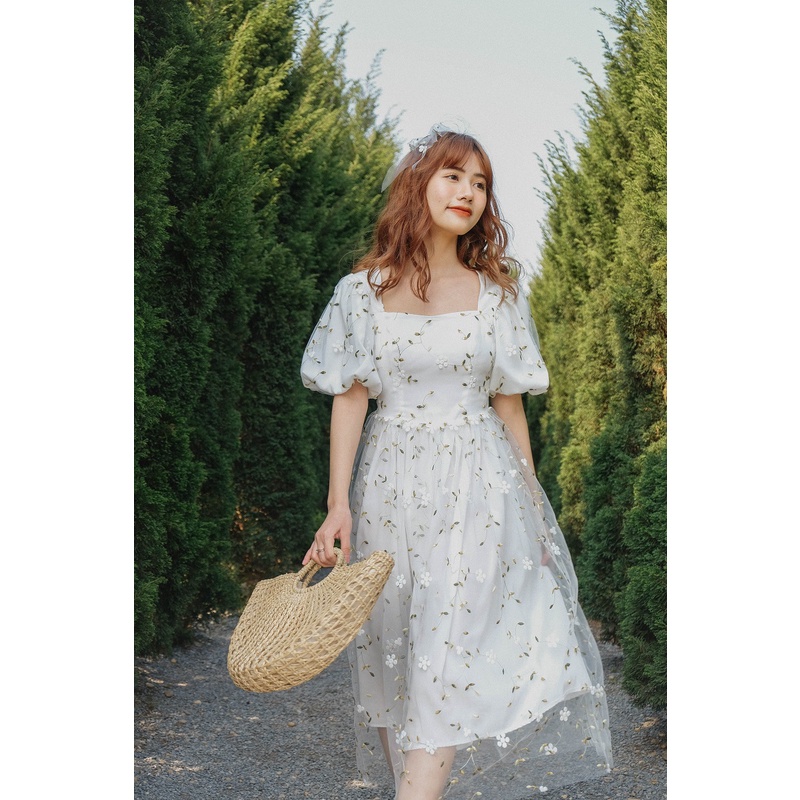 Đầm Spring Date, đầm công chúa màu trắng Flower & Dot
