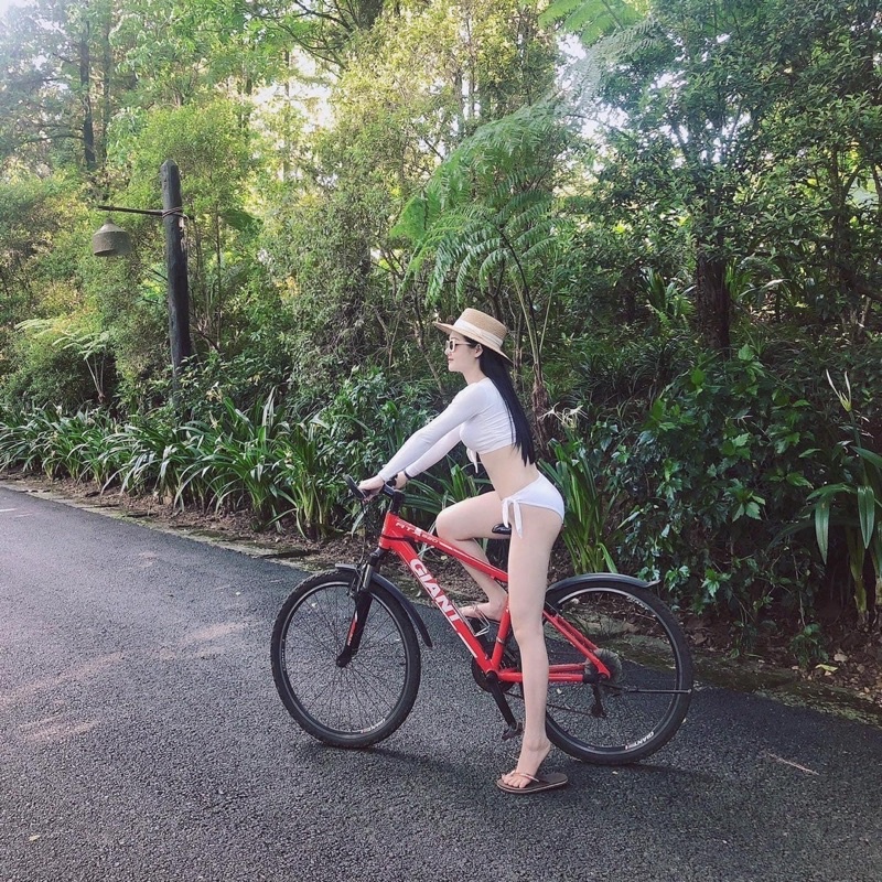 Bikini, đồ đi bơi đi biển 2 mảnh áo dài tay mĩx quần chip sexy  MO01