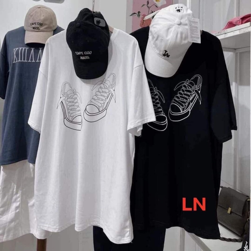 Áo phông vẽ đôi giày DA6