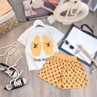 Bộ dép thông và quần in chữ Lờ Vờ sang chảnh cho bé gái