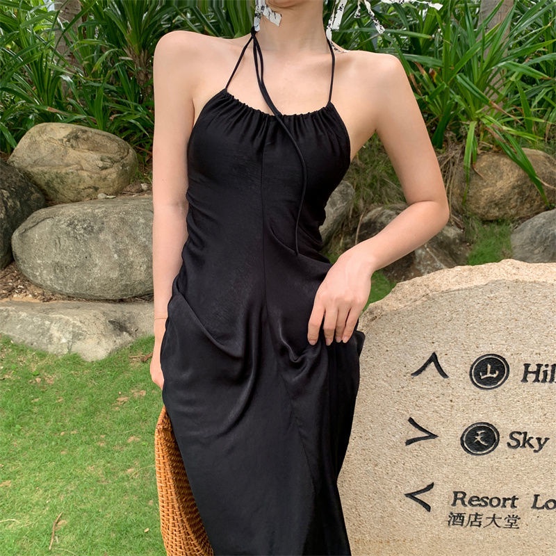 Đầm hai dây chất liệu satin dành cho nữ