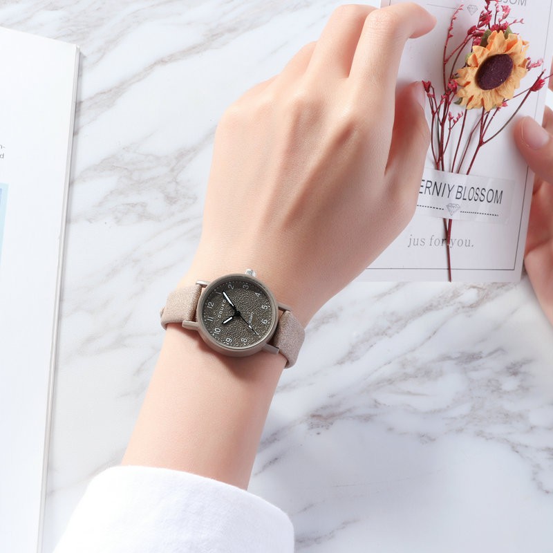 Đồng hồ nữ Jhui DK08 mặt số dây da mền đeo êm tay, kiểu dáng thời trang nhiều màu dể dàng phối đồ | BigBuy360 - bigbuy360.vn