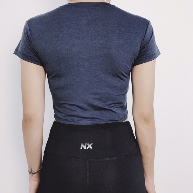 Áo croptop vải mỏng tay ngắn