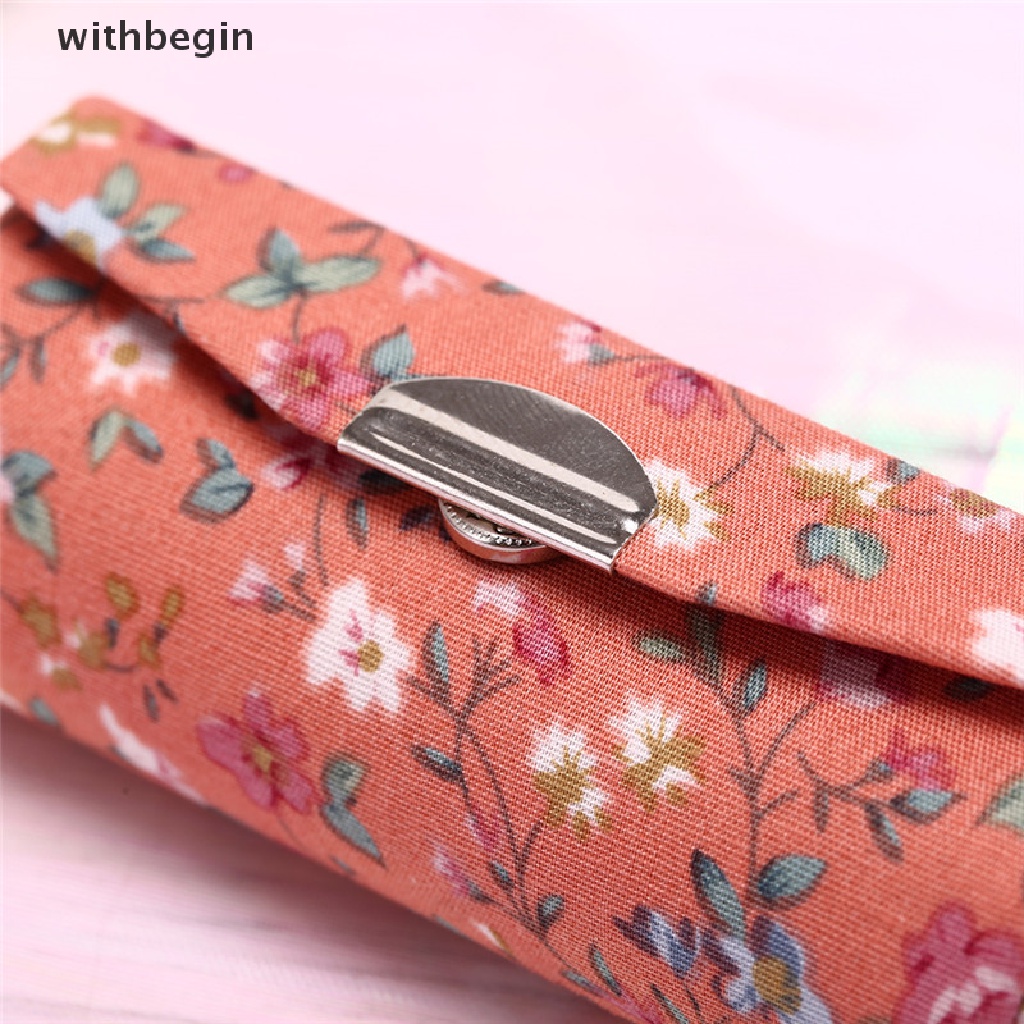 Hộp Đựng Son Môi Họa Tiết Hoa Thêu Phong Cách Retro Kèm Gương Tiện Dụng