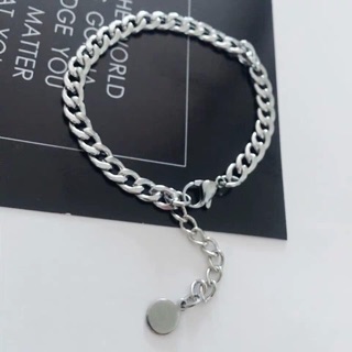 Vòng tay Hà Lạc Lạc