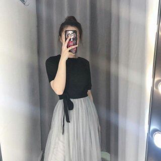 Đầm xòe phối lưới dễ thương