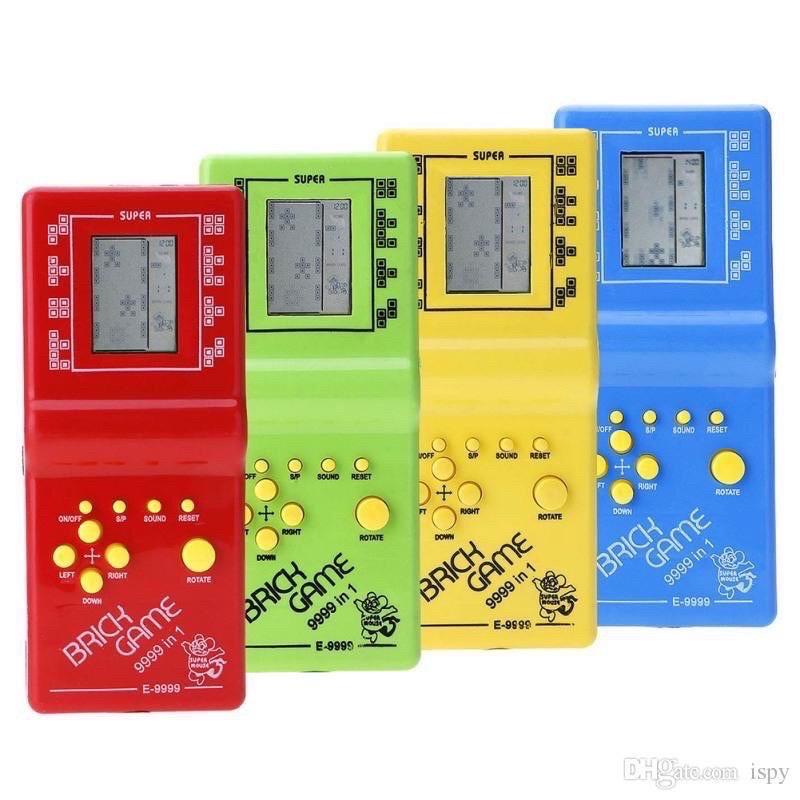 Máy Chơi Game Mini Cầm Tay Cổ Điển Thế Hệ 8X, 9X - Trải Nghiệm Mang Tính Giải Trí Đỉnh Cao