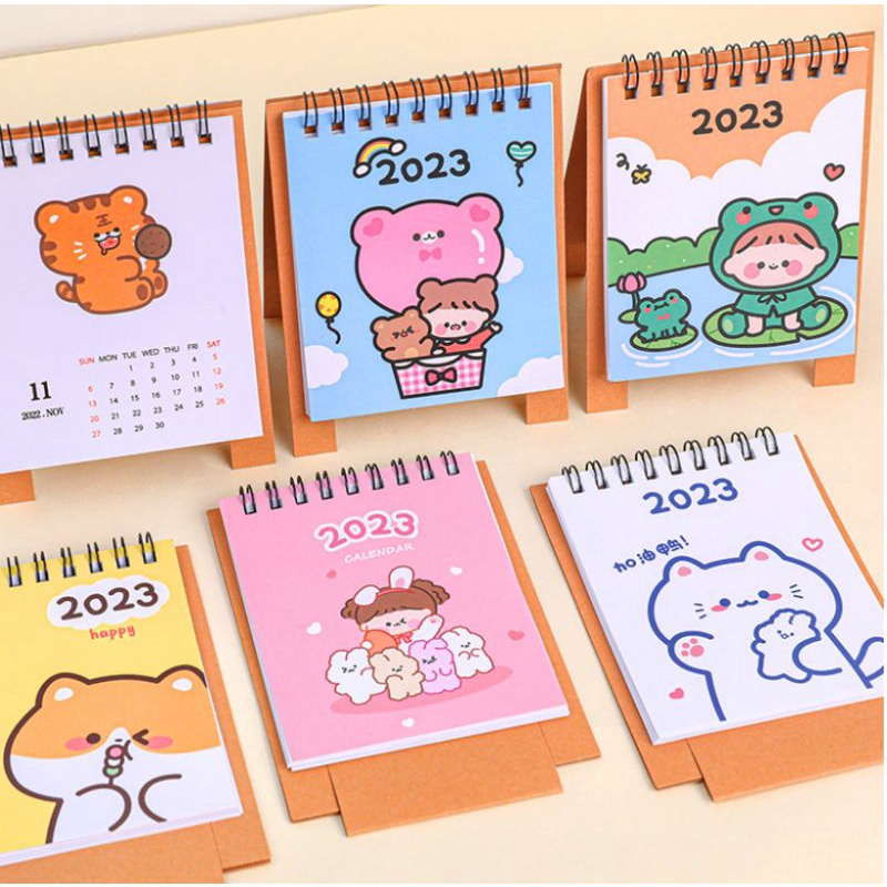 Lịch 2023 lò xo họa tiết cute nhiều hình dễ thương trang trí bàn học bàn làm việc, Sỉ lịch mini giá rẻ