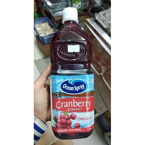 Nước Cranberry Juice hiệu Ocean Spray chai 1L (date mới)