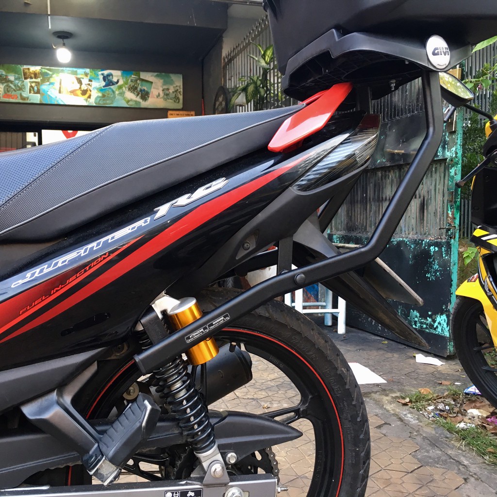 Baga Givi HRV Jupiter RC Fi /SRL115ZRFI chính hãng cho xe chịu lực cao bao gồm đế gắn thùng
