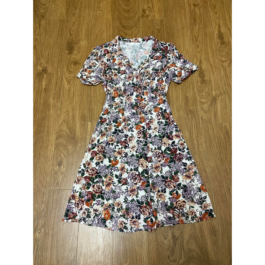 Váy MNG size XS, phom S còn mới