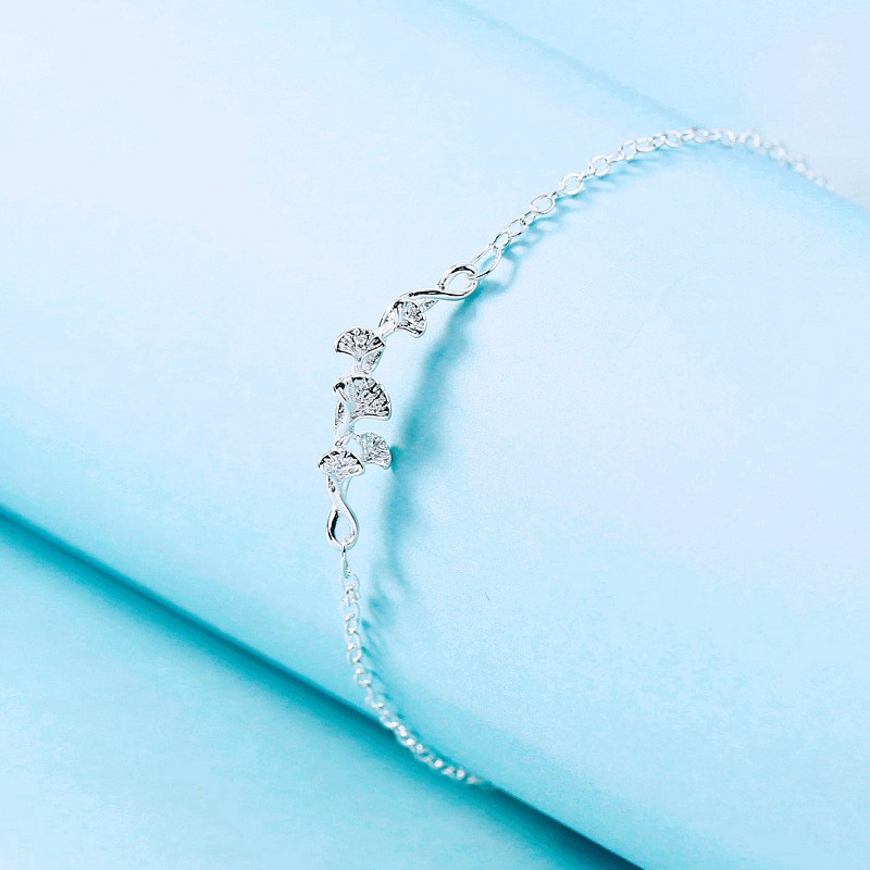 Vòng Tay Mặt Lá Bạch Quả Phong Cách Hàn Quốc