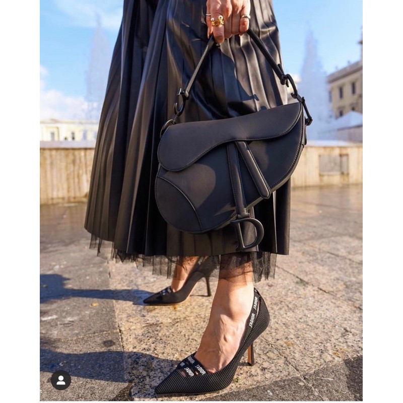 Túi Dior Saddle yên ngựa da lì tag đen tuyền s25 | BigBuy360 - bigbuy360.vn
