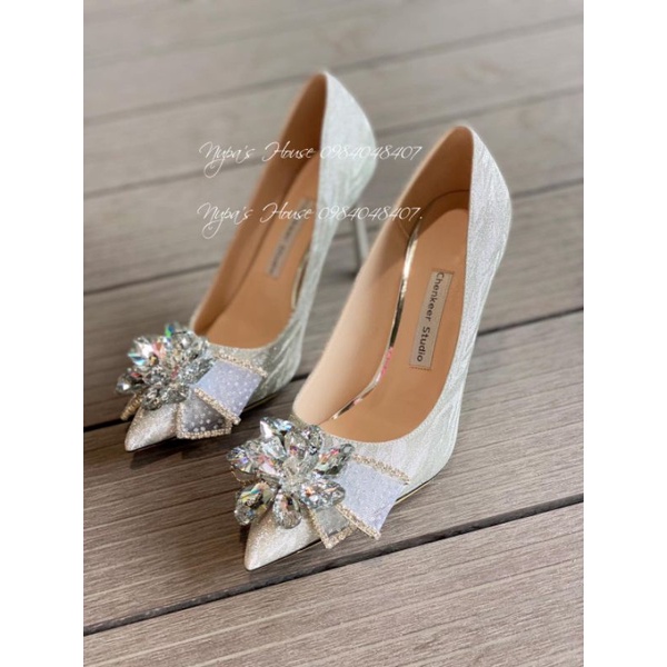 Giày cao gót đá chùm