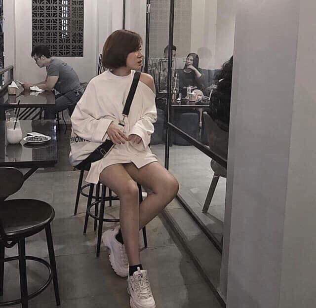 Áo khoét vai dấu quầnkéo sang xem video ảnh thật