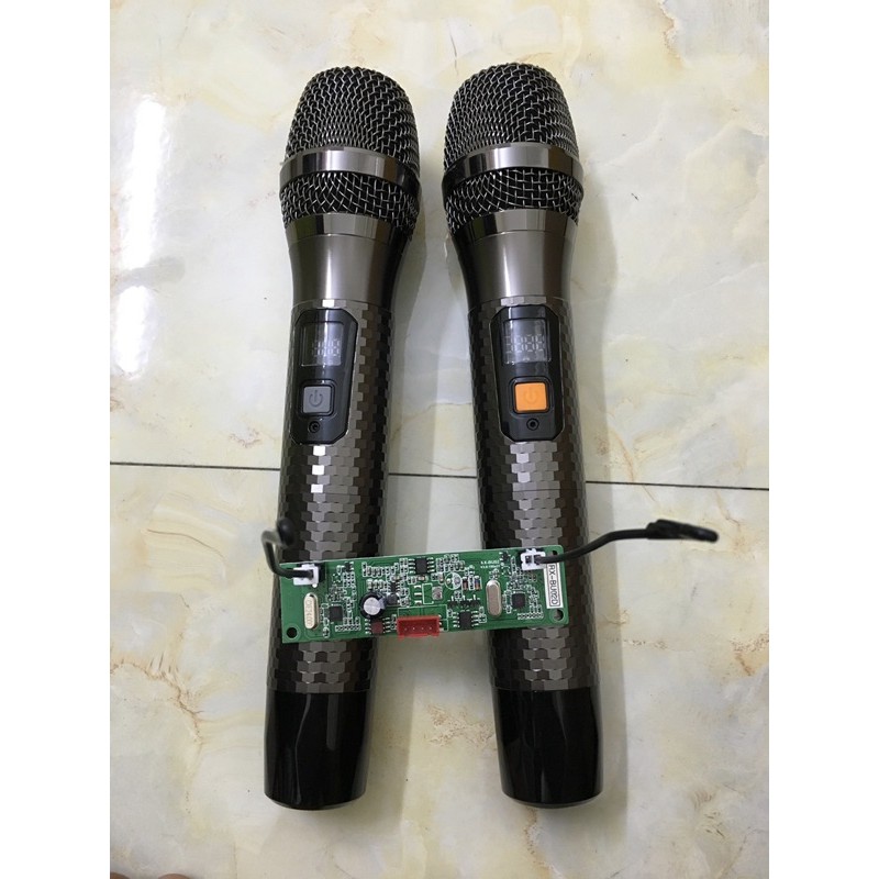 Micro loa kéo cao cấp kim cương