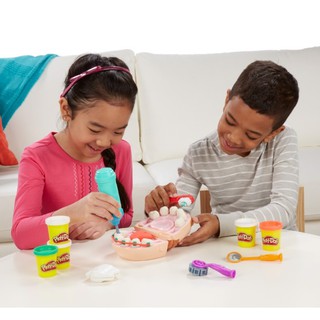 Đồ chơi đất nặn bác sĩ khám răng Play Doh