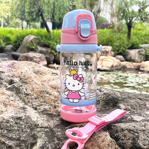 Socute Bình Nước Hình Người Nhện / Mèo Máy 450ml Có Dây Đeo