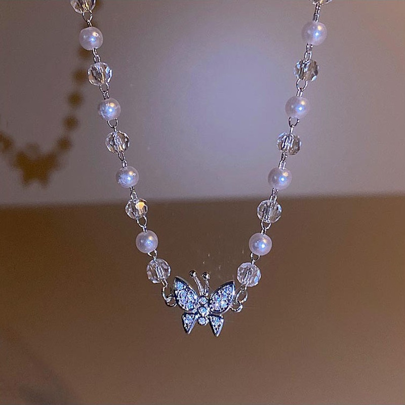 Vòng cổ Mặt Bướm Đính Ngọc Trai Thời Trang
