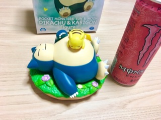 Mô hình trưng bày-pé mập và pikachu size to