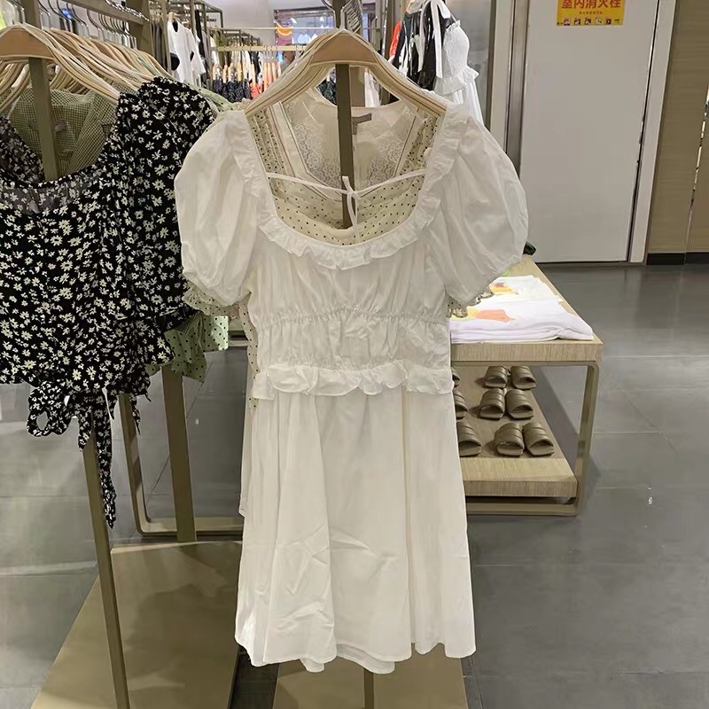 Đầm trắng Urban Revivo