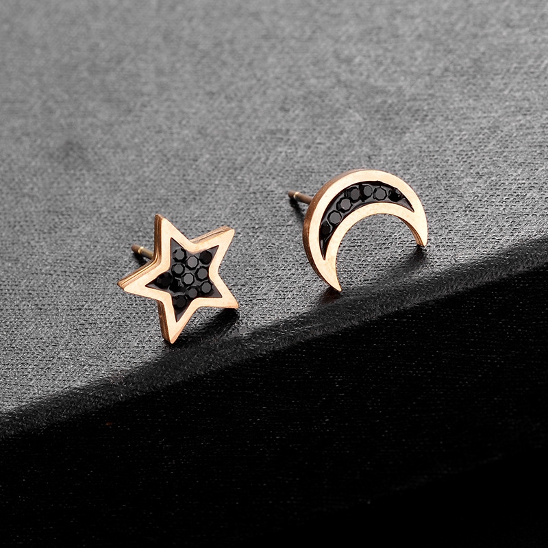 Khuyên tai bằng thép titan mạ vàng hồng 18K hình mặt trăng / ngôi sao đính đá không gây dị ứng dễ phối đồ