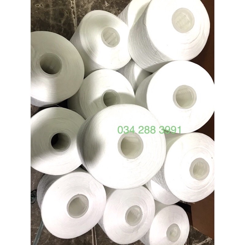 Chỉ may công nghiệp 40/2 - màu trắng kem  1.05kg/quả