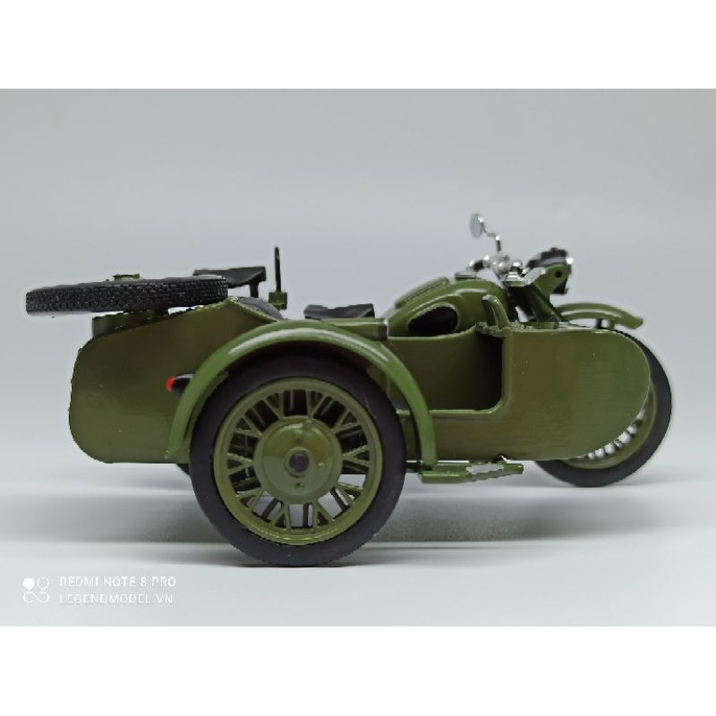 Mô hình xe Sidecar Ural M72