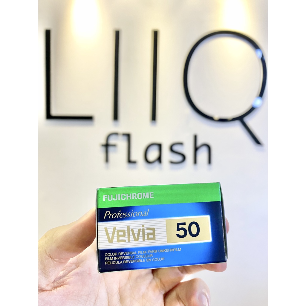 Phim Fujichrome Velvia ISO 50, Màu Color Reversal, 135/35mm x 36 Kiểu, In Date Cho Máy Chụp Ảnh Film - LIIQ Flash