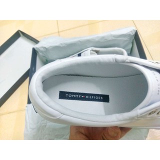 Giày Tommy Hilfiger Laven Nút Vàng