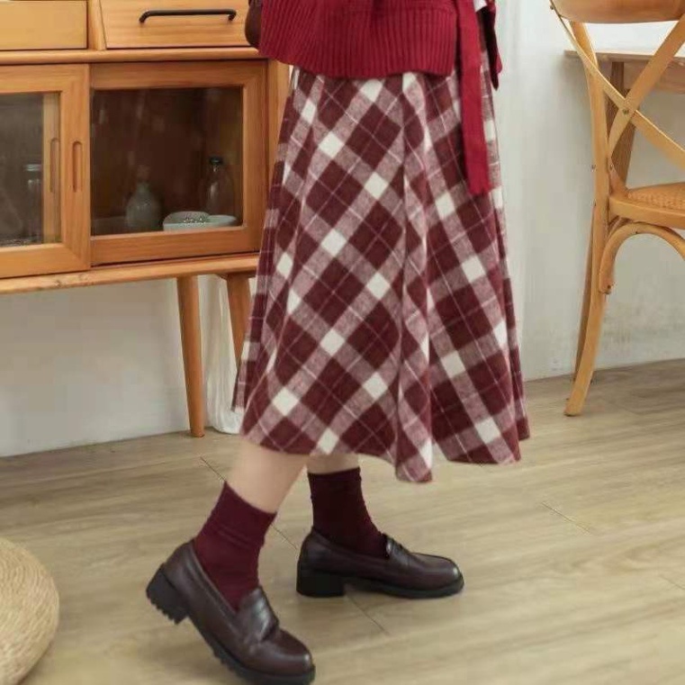 -Chân váy dài trung bình họa tiết kẻ sọc caro phong cách retro thời trang thu đông cho nữ - Hàng mới về