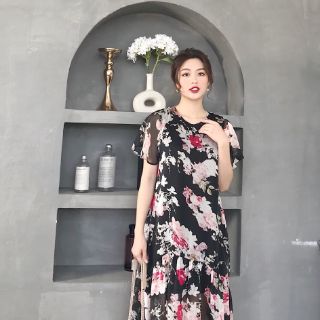 Đầm hoa đuôi cá Zara vải dư